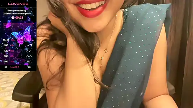 Snapshot of Spice-Summi chatting on 2, 1, 2025 Spice-Summi online show from 2, 1, 2025