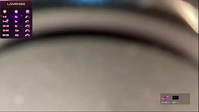 Snapshot of Spice-Summi chatting on 12, 3, 2025 Spice-Summi online show from 12, 3, 2025