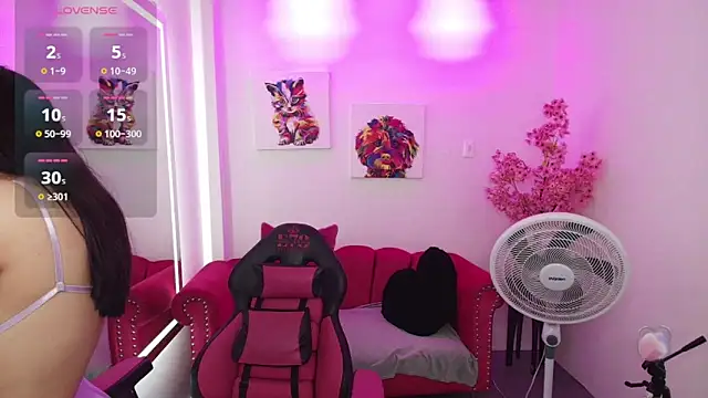 Snapshot of Miss_dolly_ chatting on 25, 9, 2025 Miss dolly  online show from 25, 9, 2025