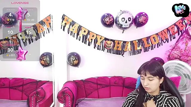 Miss dolly  online show from 31, 10, 2025