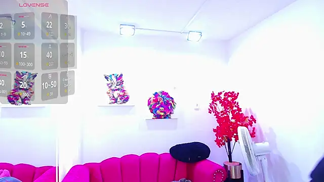 Miss dolly  online show from 9, 4, 2026