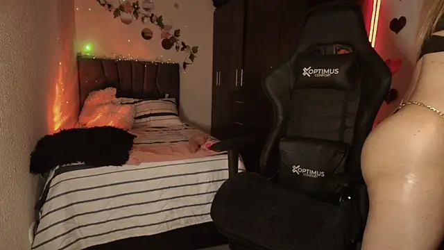 Snapshot of jennymature76 chatting on 9, 2, 2026 jennymature76 online show from 9, 2, 2026