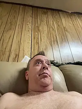 Snapshot of johnrockme chatting on 2, 2, 2025 johnrockme online show from 2, 2, 2025