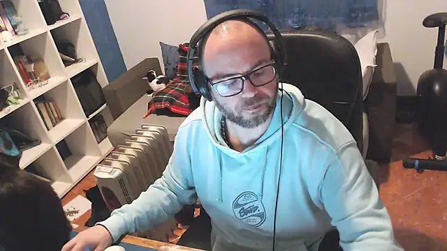 ravingr4d4 online show from 12, 3, 2025