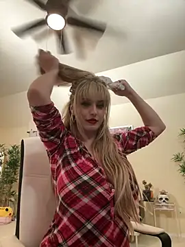 RoxxyDallas online show from 22, 12, 2024