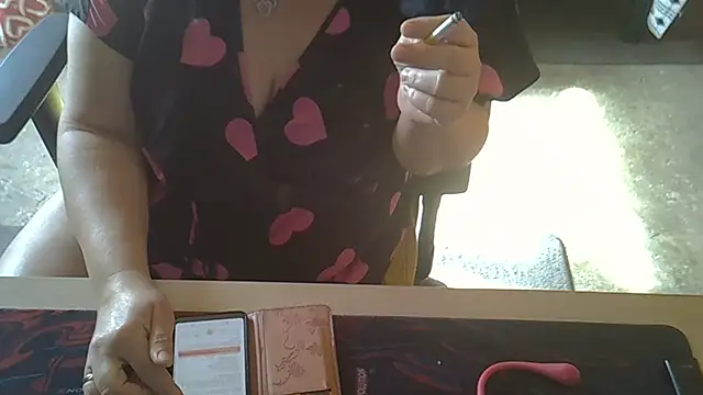 Silvia2277 online show from 9, 10, 2025