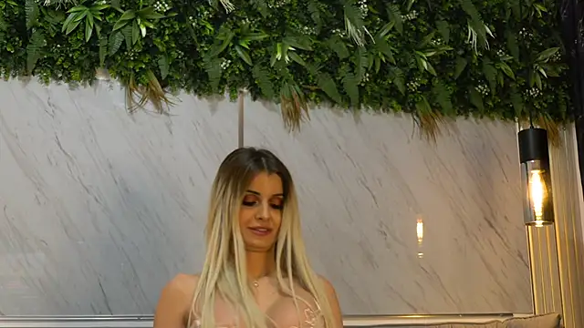 MiaCharm online show from 31, 1, 2026