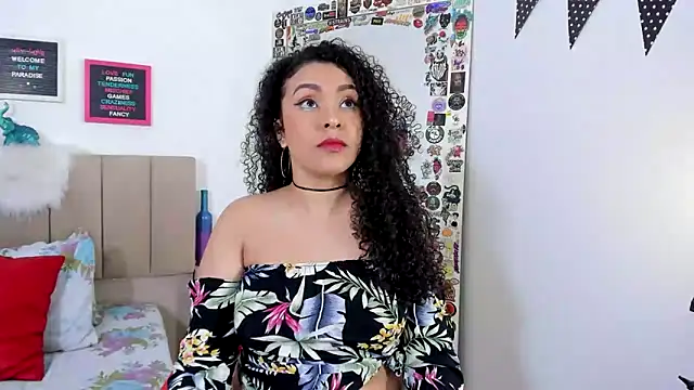 Zoe Gruber online show from 16, 1, 2025