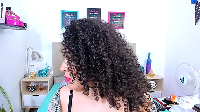 Zoe Gruber online show from 21, 3, 2025