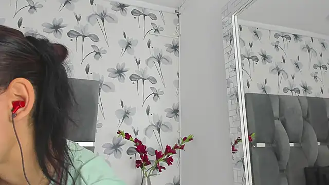Snapshot of Ehotloveaxxx chatting on 7, 10, 2025 Ehotloveaxxx online show from 7, 10, 2025