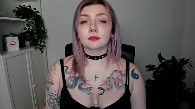 GabbiePerfect online show from 14, 4, 2026