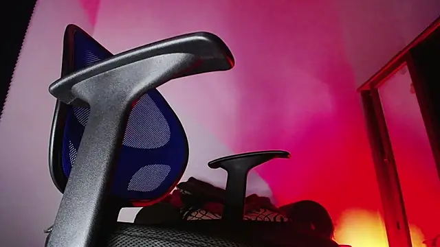 zacwatson  online show from 5, 11, 2025