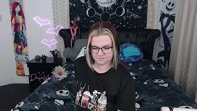 DaisieMaeXO online show from 2, 12, 2024