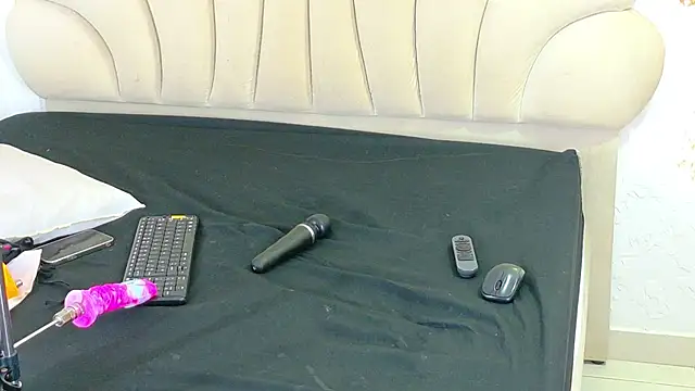 bonieklent online show from 10, 3, 2026