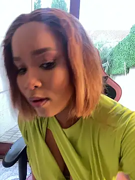 Snapshot of Stunning_Booty chatting on 4, 3, 2026 Stunning Booty online show from 4, 3, 2026