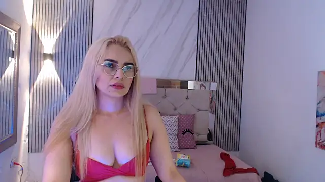 Snapshot of ashley__tylor chatting on 2, 3, 2026 ashley tylor online show from 2, 3, 2026