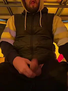 Snapshot of cussy007 chatting on 7, 2, 2025 cussy007 online show from 7, 2, 2025