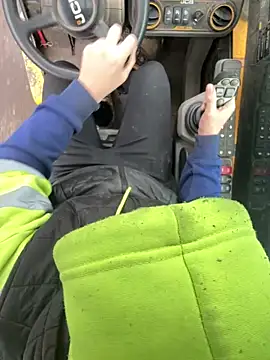 Snapshot of cussy007 chatting on 13, 2, 2026 cussy007 online show from 13, 2, 2026