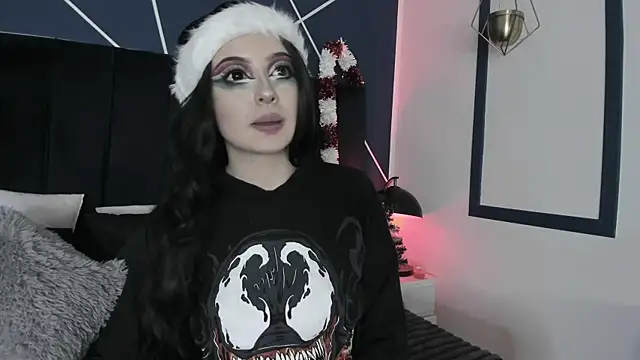 Adeelinee online show from 12, 12, 2024