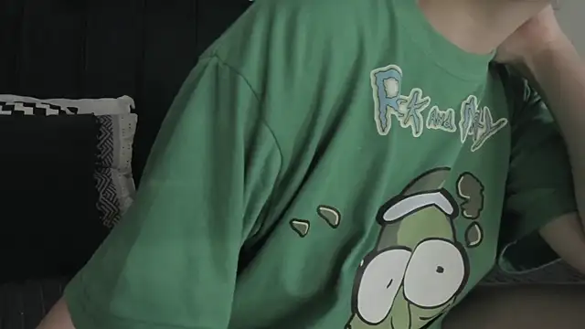 Adeelinee online show from 3, 2, 2025