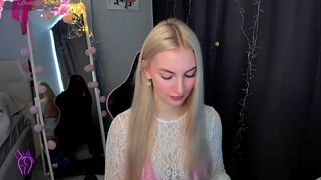 Kimmy powell online show from 24, 3, 2026