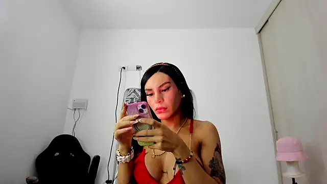  juliana star  online show from 5, 10, 2025