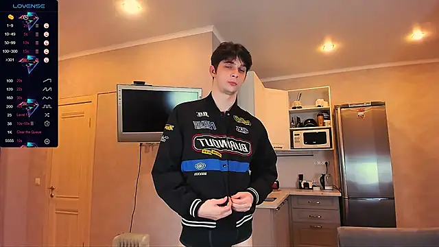 Aaron Boom online show from 25, 1, 2025