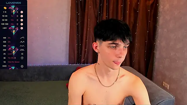 Aaron Boom online show from 20, 9, 2025