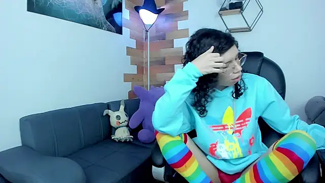 Angel Dust18 online show from 1, 2, 2025