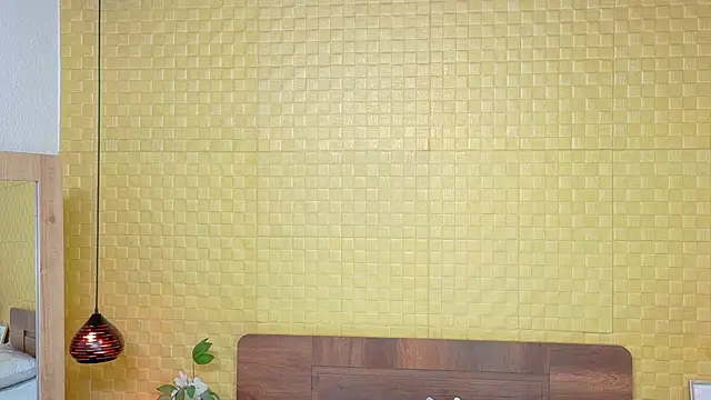 Squirter pussybomb online show from 22, 1, 2025