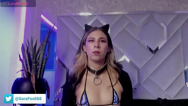 Sara Foxx1 online show from 14, 10, 2025