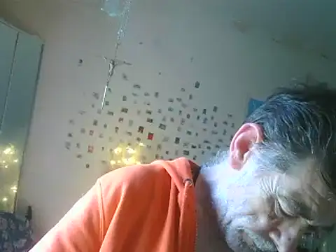 Snapshot of DaddyQuimHot chatting on 6, 2, 2025 DaddyQuimHot online show from 6, 2, 2025