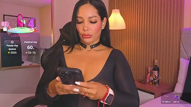 Snapshot of Dakota_diaz_ chatting on 27, 11, 2025 Dakota diaz online show from 27, 11, 2025