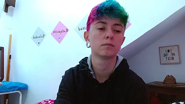 tomboyblue online show from 27, 10, 2025