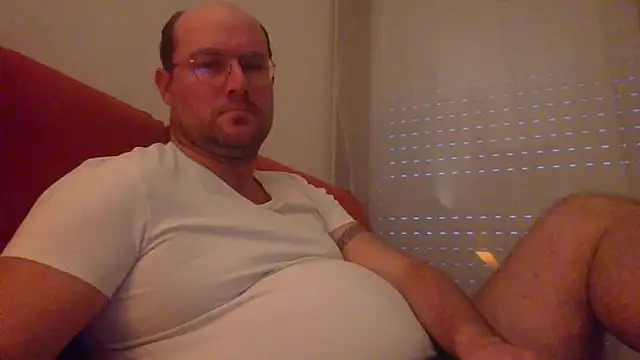 porompomperro online show from 4, 1, 2025