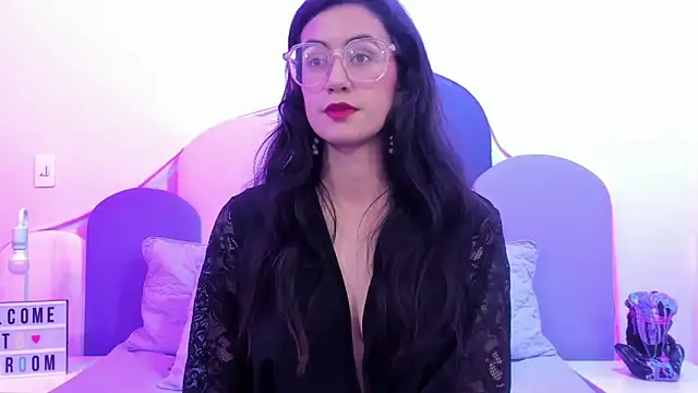 Snapshot of SophieGomez22 chatting on 9, 2, 2025 SophieGomez22 online show from 9, 2, 2025