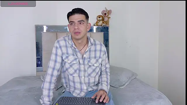 Ares Johnson online show from 16, 6, 2026