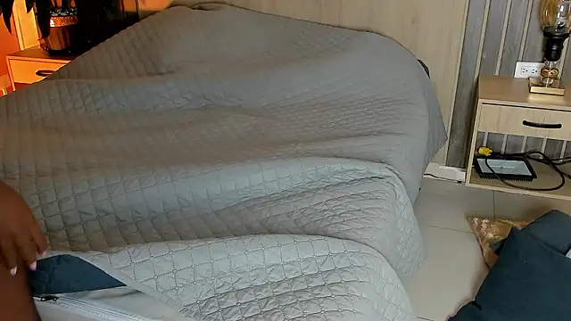 rebeca cortez  online show from 13, 3, 2026