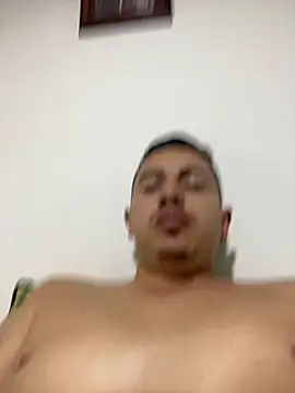 DanielGomez9 online show from 14, 1, 2025