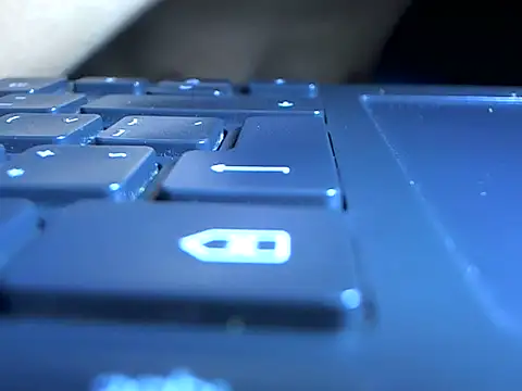 Ian zaenzz online show from 26, 9, 2025