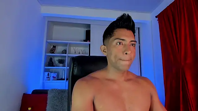 Couple muscle1 online show from 3, 12, 2024