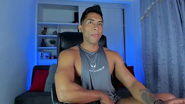 Couple muscle1 online show from 12, 12, 2024