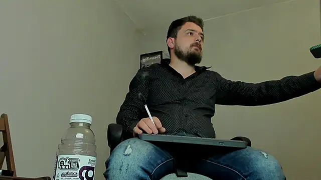 Snapshot of Master_Mark_Wayne chatting on 22, 11, 2025 Master Mark Wayne online show from 22, 11, 2025