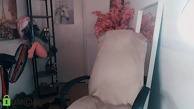  KittyBoo online show from 9, 12, 2024