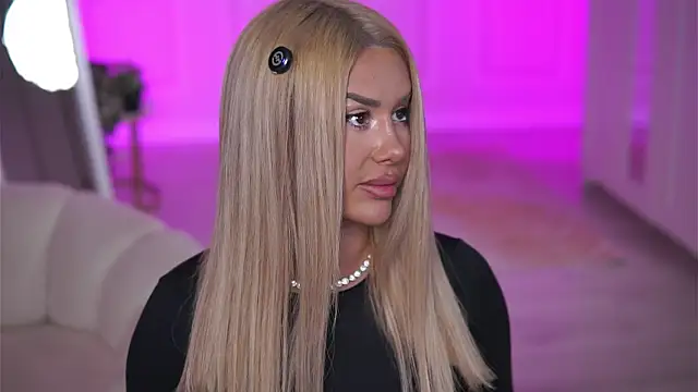 EvaZane online show from 6, 1, 2026