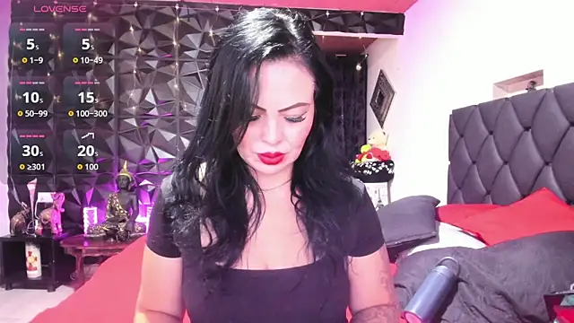 charlottemeyerr online show from 8, 9, 2025