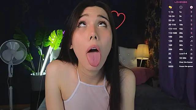 Kaia Sunshine Mia online show from 14, 3, 2025