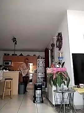 Snapshot of SoDi_Love chatting on 28, 12, 2024 SoDi Love online show from 28, 12, 2024