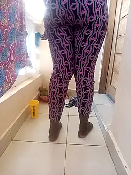 zainabsmile online show from 4, 4, 2026