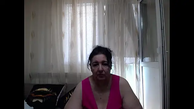 Snapshot of maturekorine chatting on 28, 6, 2026 maturekorine online show from 28, 6, 2026